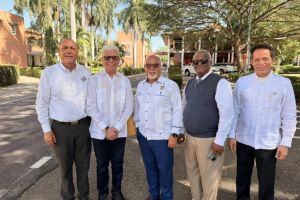 Abinader inaugura extensión del IEESL en Dajabón para impulsar educación técnica y anuncia 400 becas